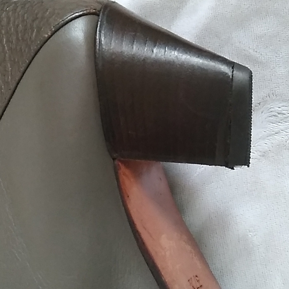 Elda Boutique Gray Boots Size 37 1/2 - Picture 7 of 17